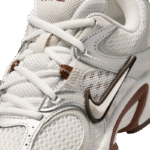 Nike V5 RNR Sail/Fauna - Image 5